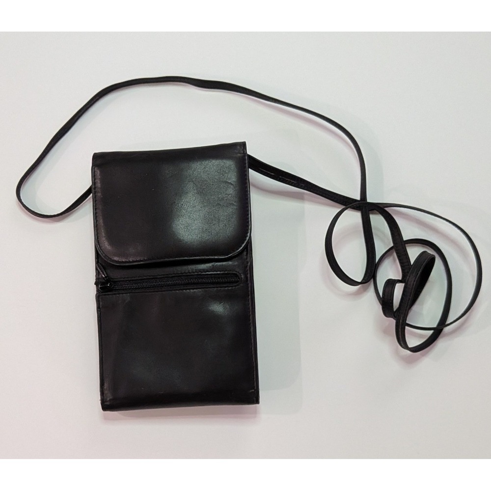 Bass Crossbody Wallet Bag Womens OS Black NEW Leather Travel Organizer 7576